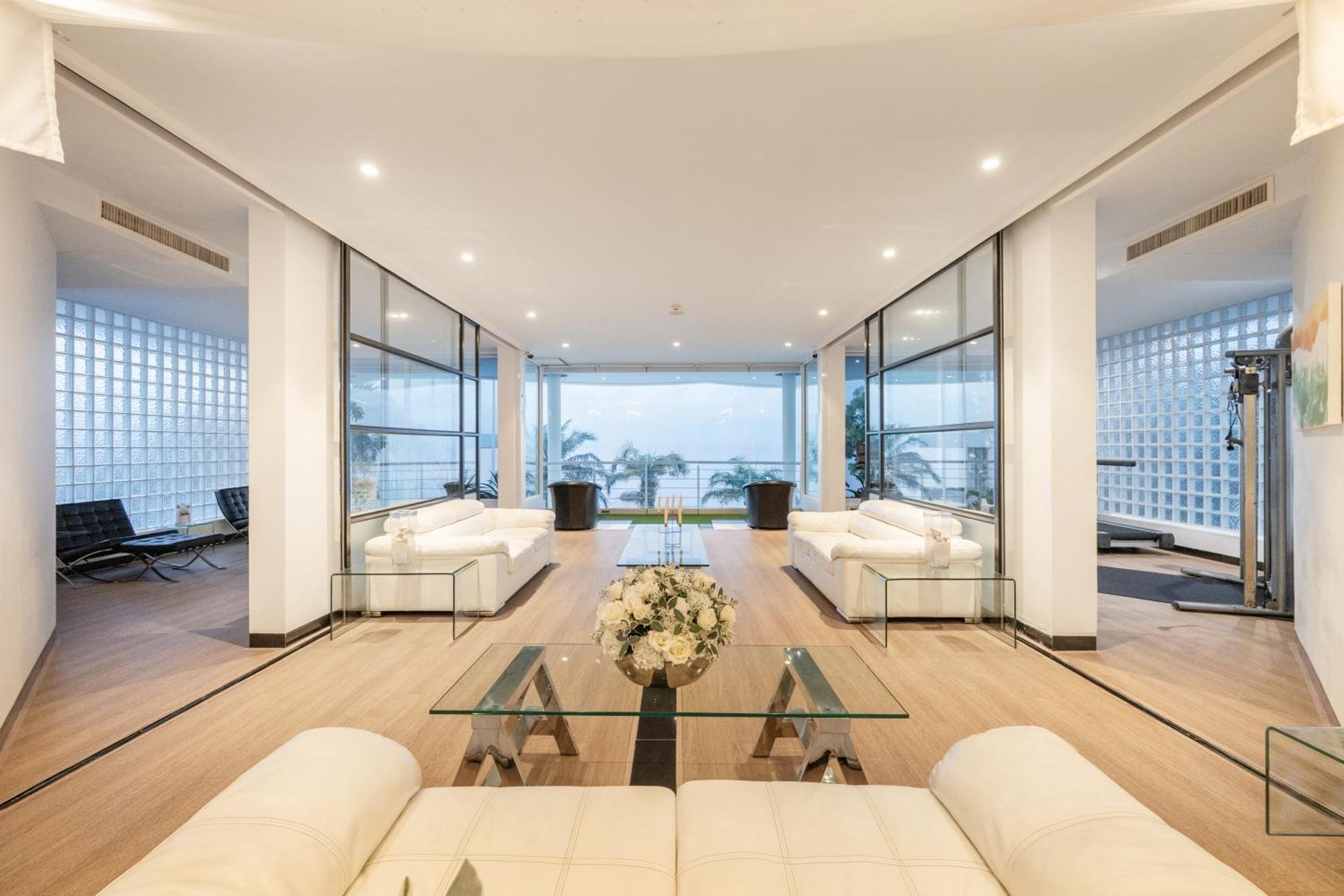 Pure Sunset Beach - Ocean View Room, Pattaya Na Chom Thian Exteriör bild